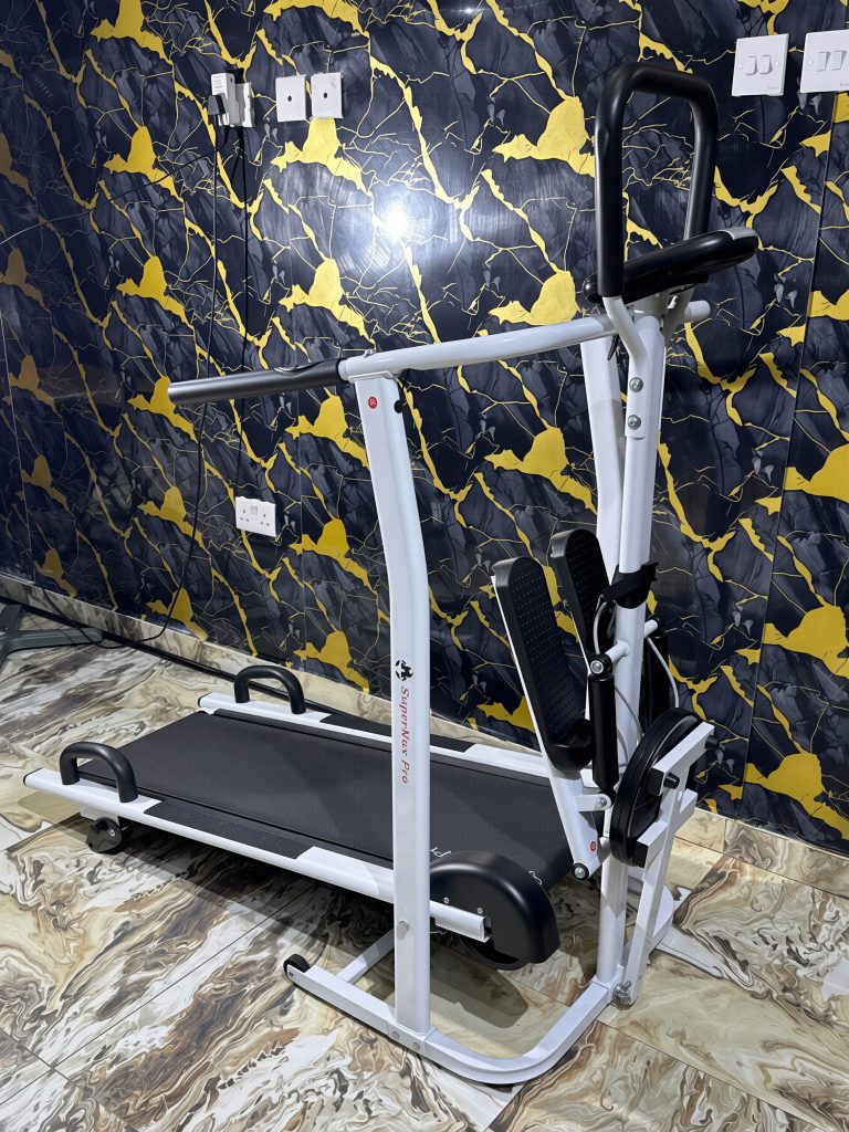 4-In-1 Manual Treadmill Image 48