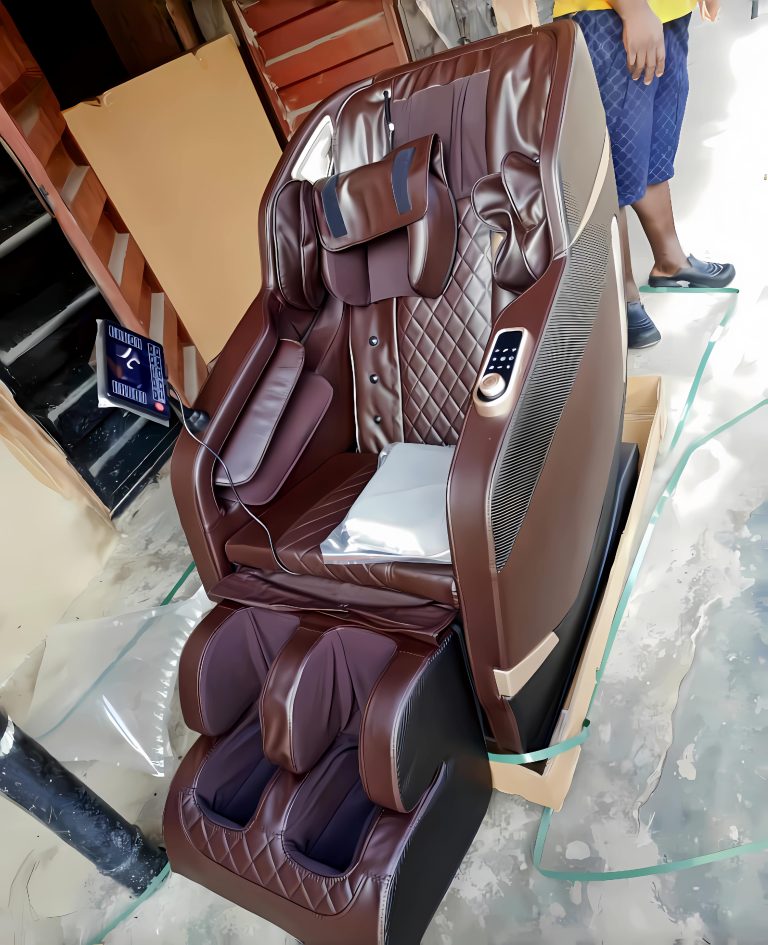 4D Luxury Zero-Gravity Full Body Massage Chair Image 3 4D Luxury Zero-Gravity Full Body Massage Chair