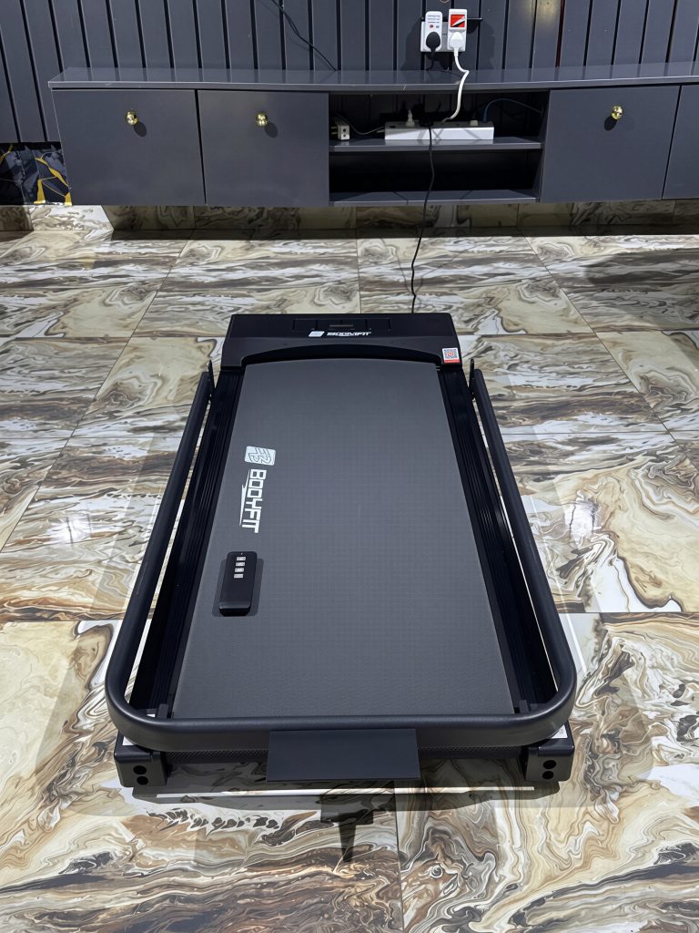 Foldable Walking Pad Treadmill Image 6 Foldable Walking Pad Treadmill Image 6